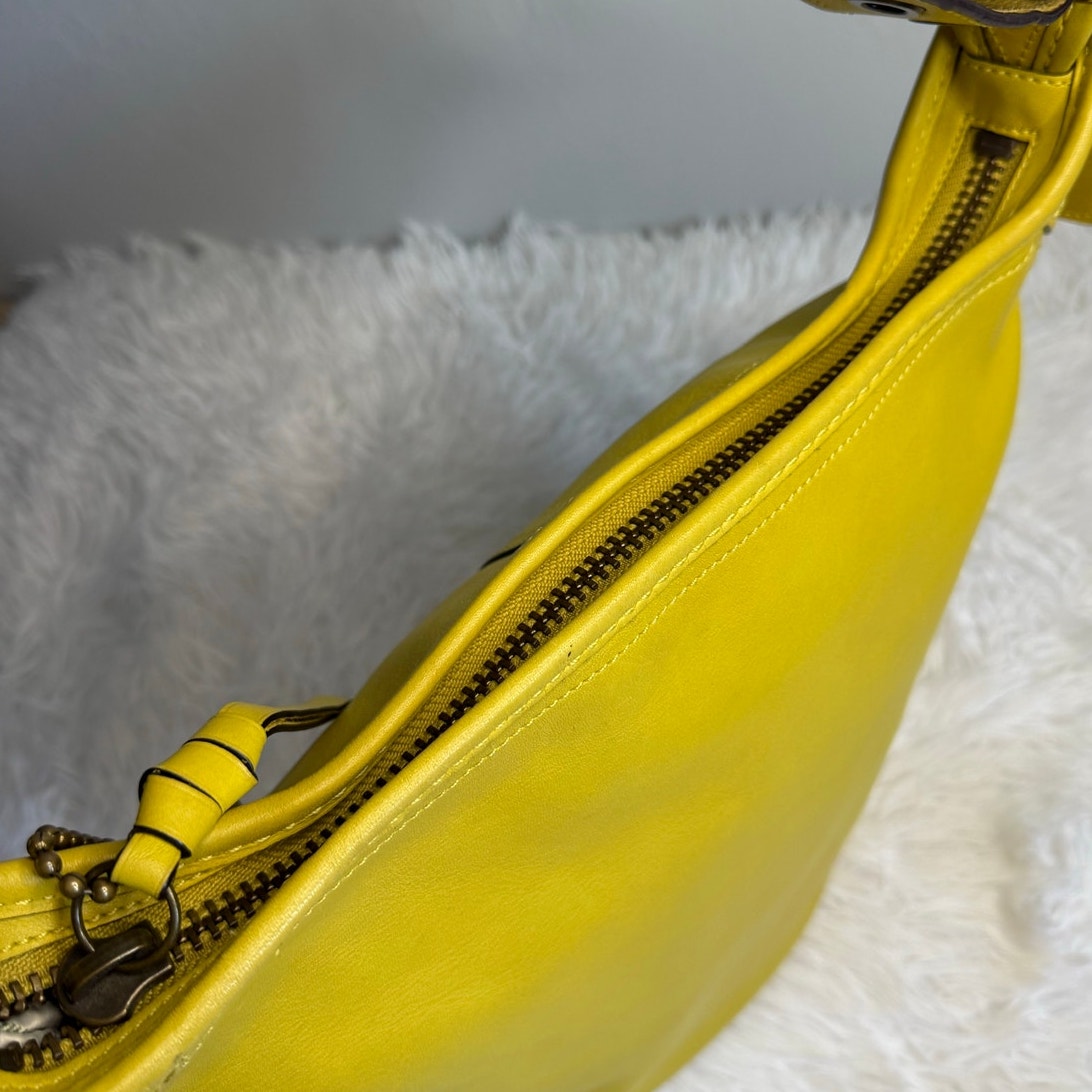y2k COACH 2007 Bleecker 11422 Yellow Duffle Bucket Shoulder Bag Crossbody