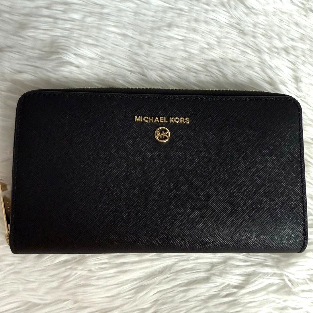 NWOT Michael Kors Black Zip Around Wallet