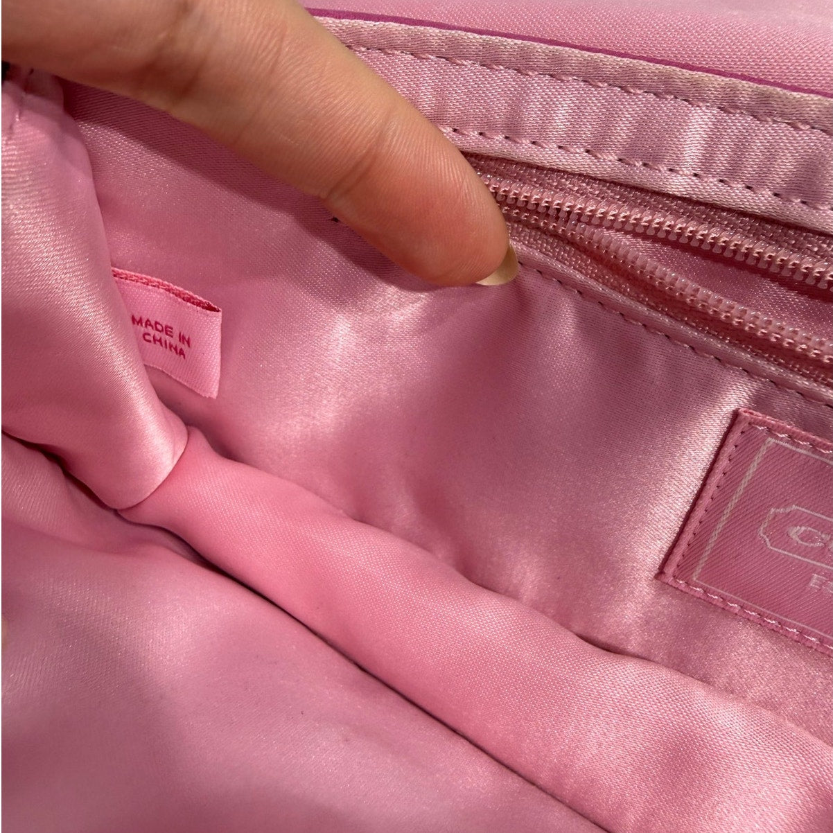y2k Coach Pink Zoe Scarf Print Turn-Lock Wristlet