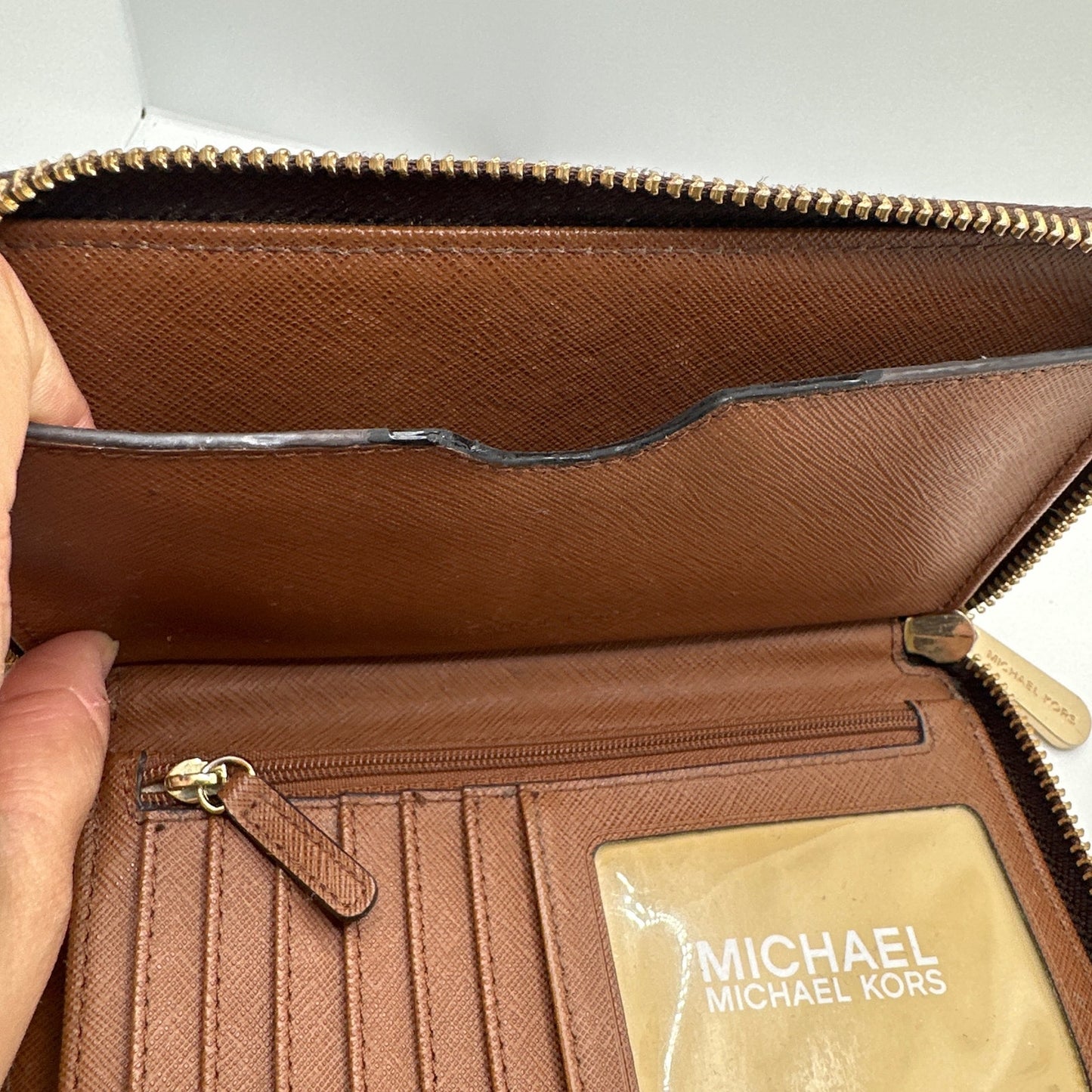 MICHAEL KORS Brown Signature Jet Set Wallet