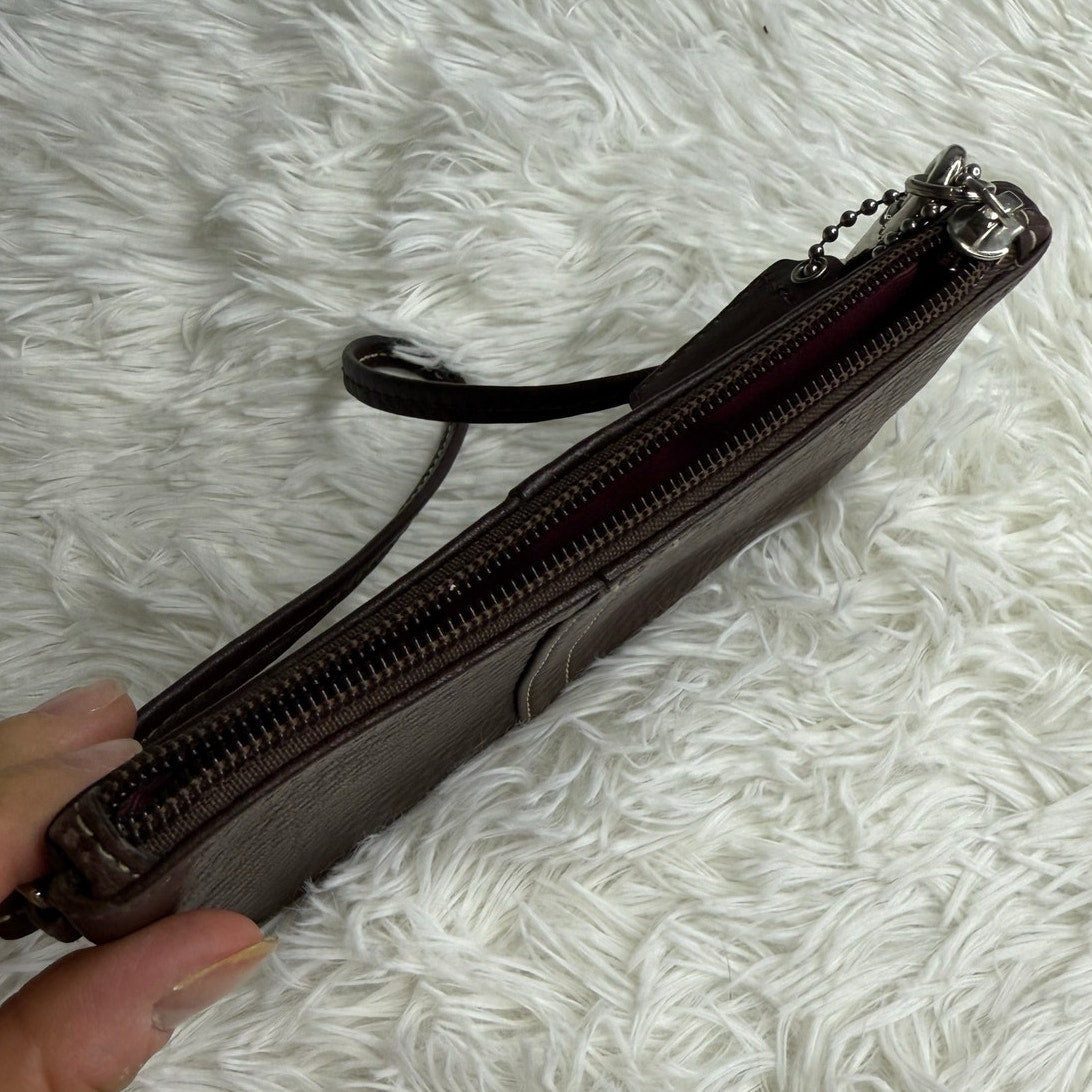 y2k COACH Brown Wristlet