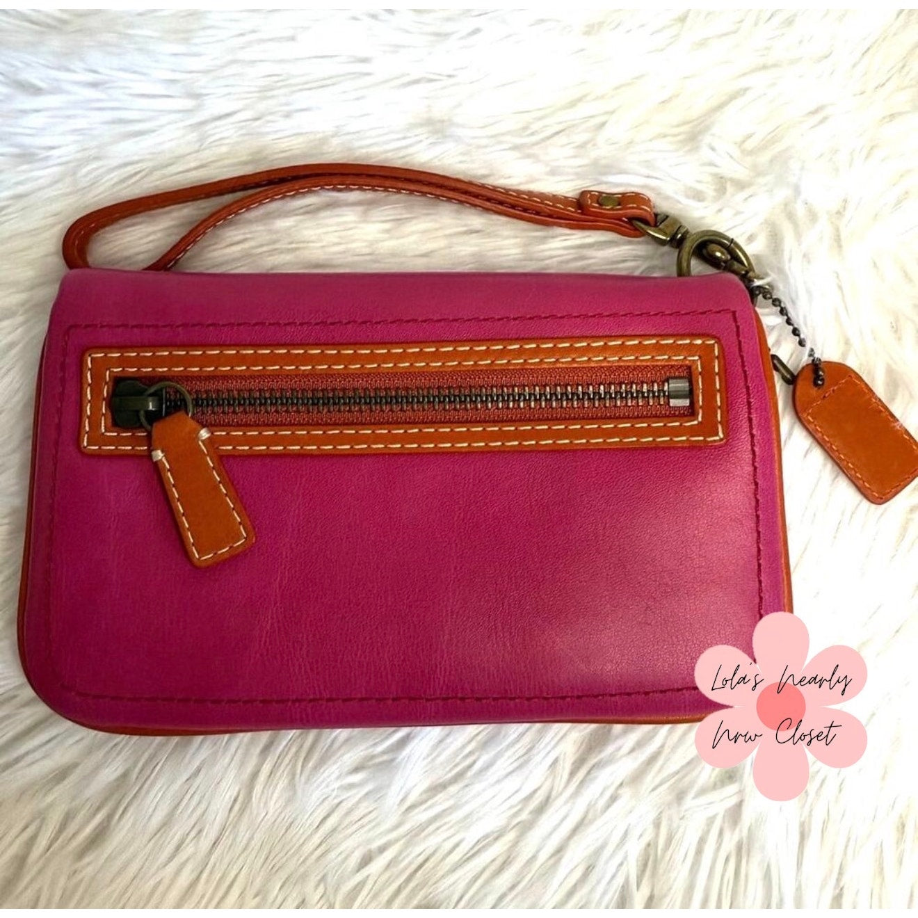 Rare y2k COACH Vintage Legacy Clutch Wristlet