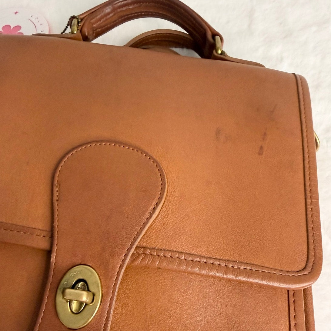 Vintage Coach 5130 Project Station British Tan Leather Crossbody Bag Purse