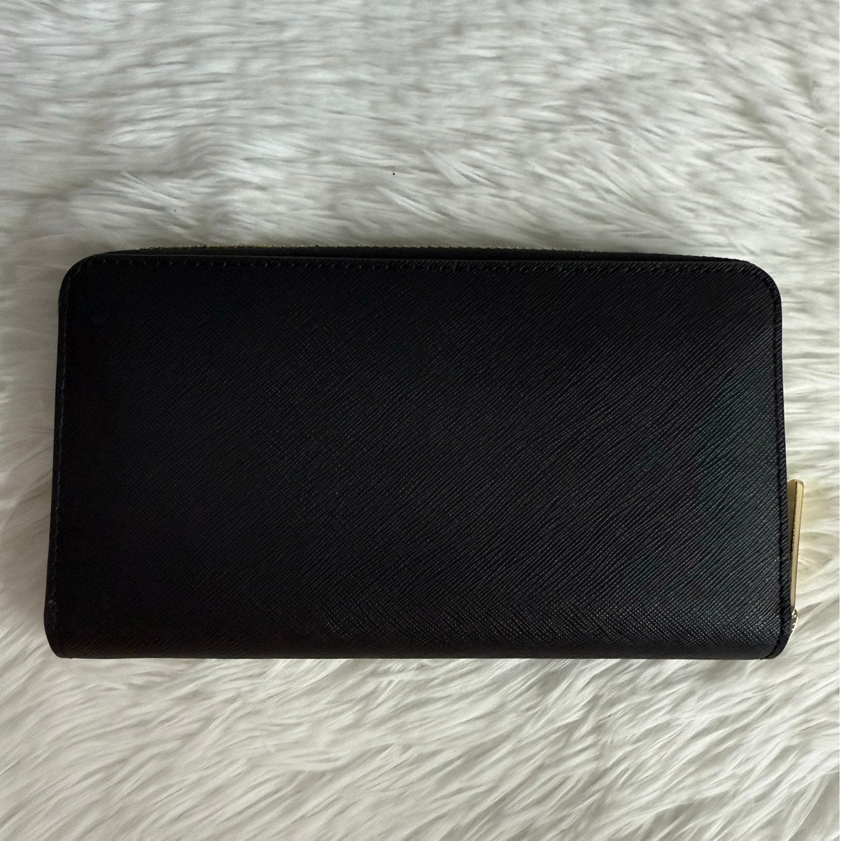 NWOT Michael Kors Black Zip Around Wallet