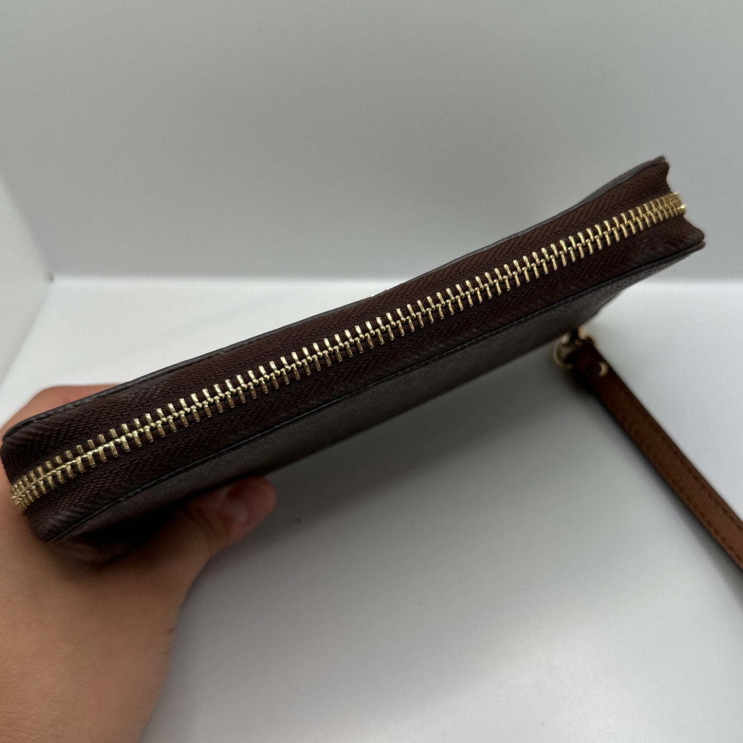 MICHAEL KORS Brown Signature Jet Set Wallet