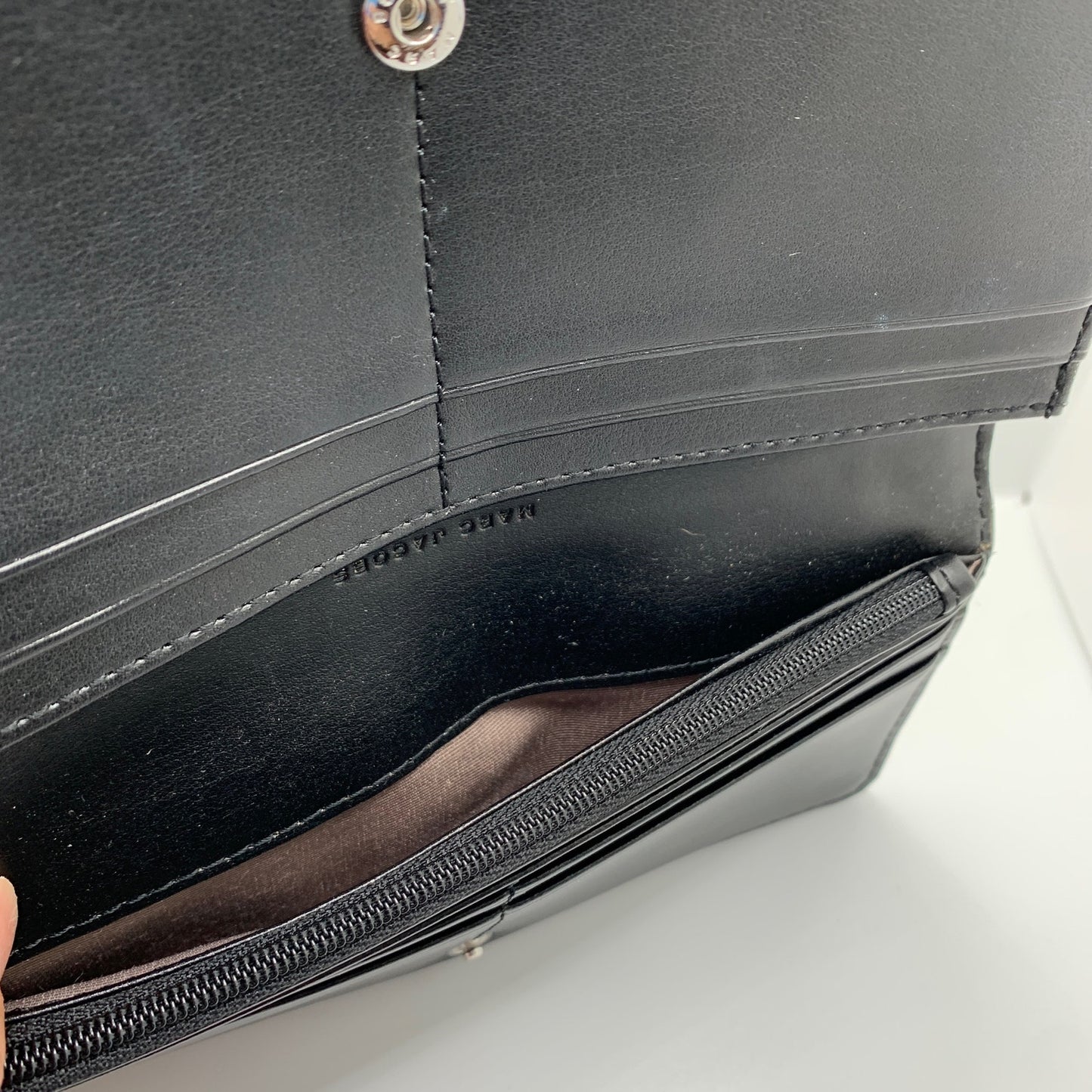 SALE MARC JACOBS Pebbled Leather tan Continental Zip around Wallet