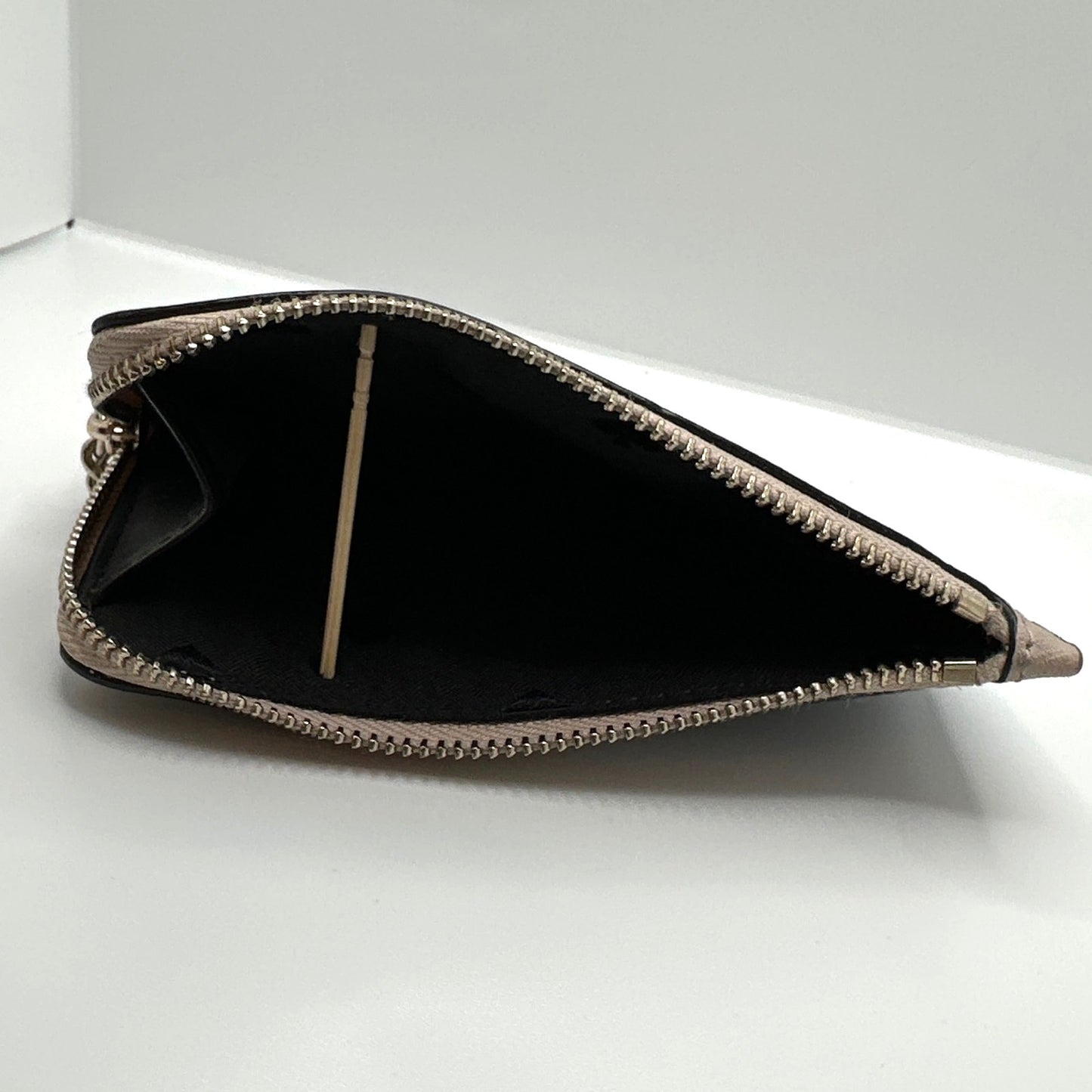 KATE SPADE New York Card Holder w/ Keychain