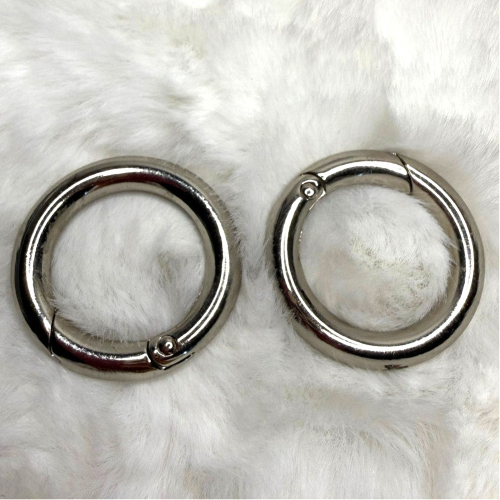 COACH Silver Spring Gate Rings Key Rings