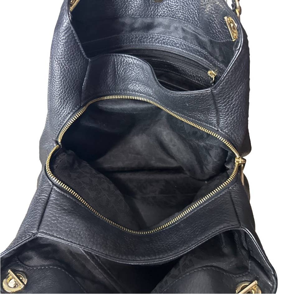 MICHAEL KORS Black Shoulder Bag