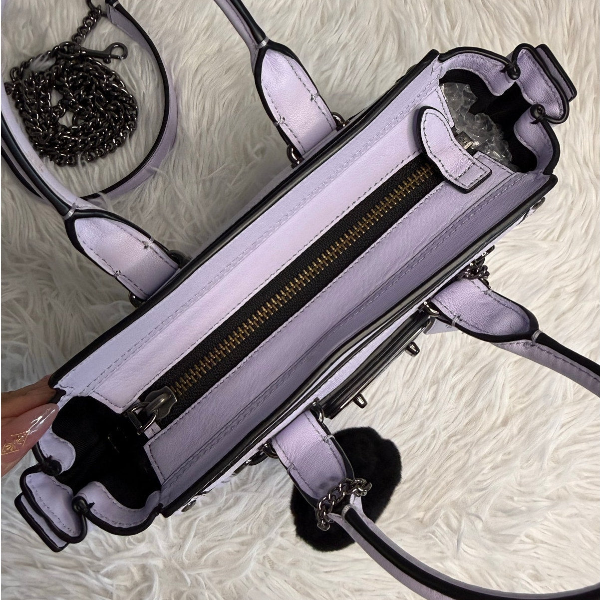 COACH Kiti Swagger 20 x Ariana Grande Crossbody