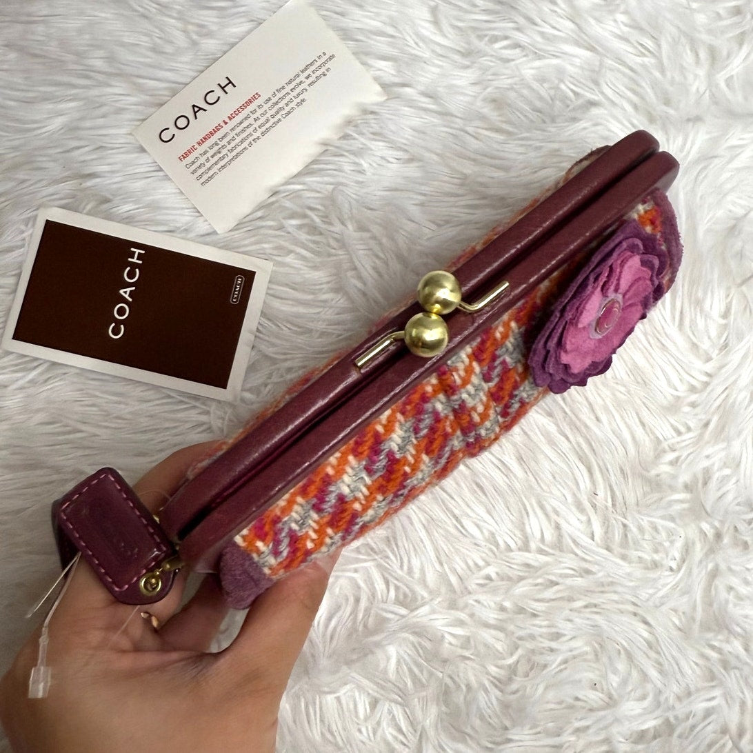 NWT COACH Hampton Houndstooth Kisslock Wristlet