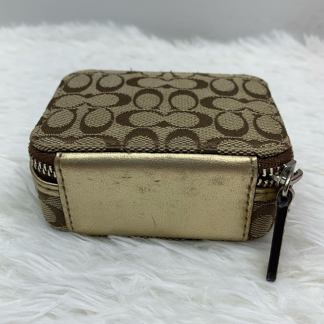 COACH Triple pill case / small case