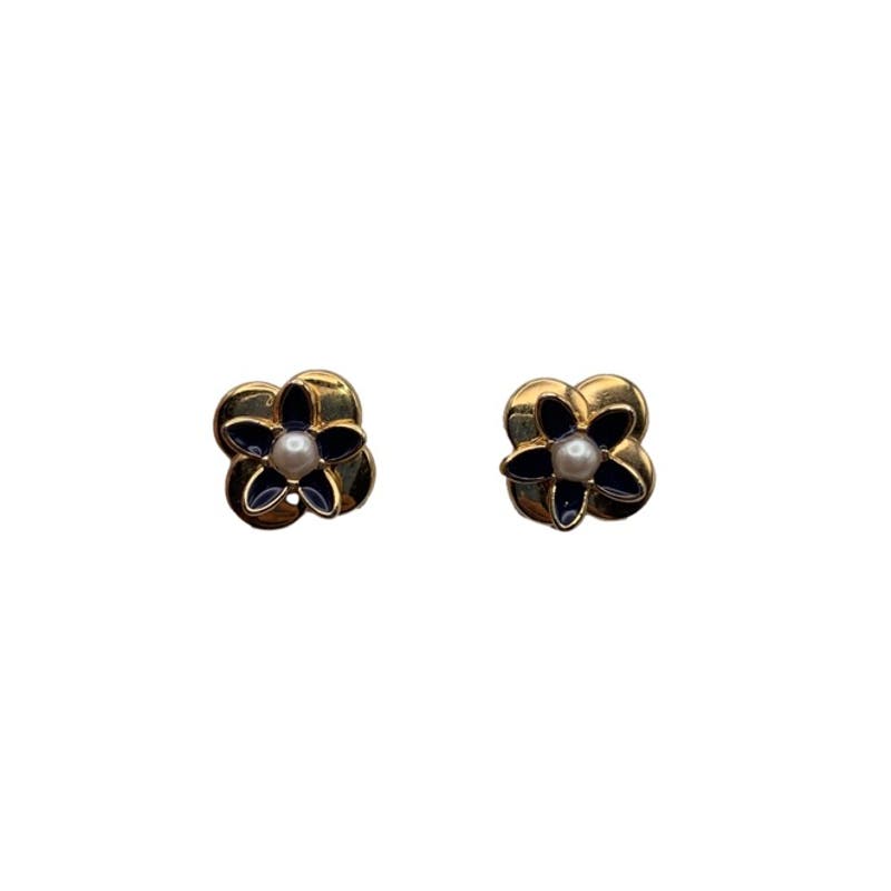 NWT Kate Spade New York Flower Pearl Earrings