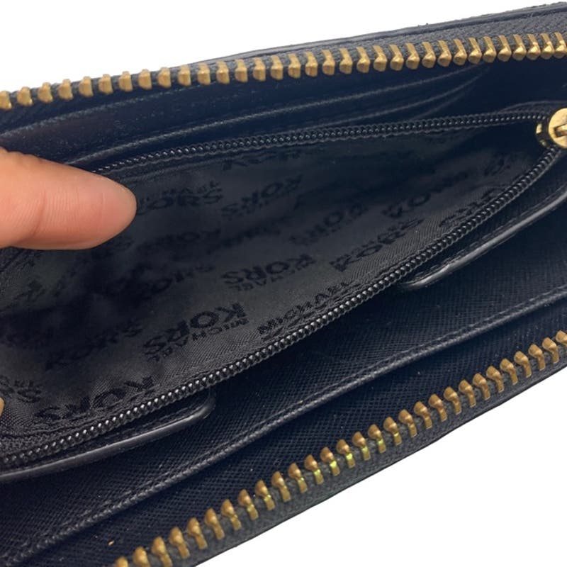 MICHAEL KORS Zip Around Wallet