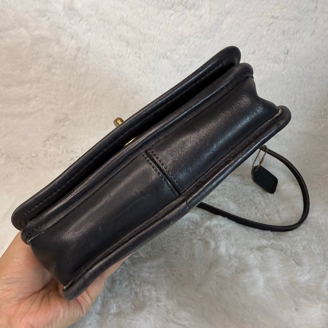 Vintage Coach Compact 9620 Black United States Crossbody Bag