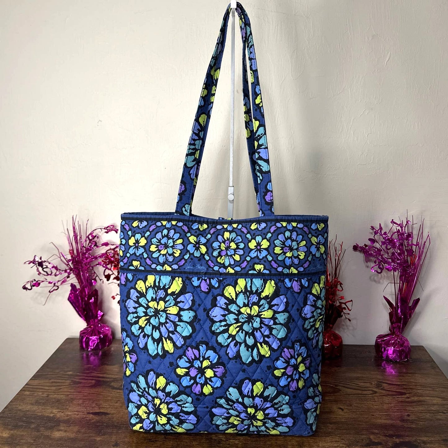 VERA BRADLEY Indigo Pop Blue Flower Tote