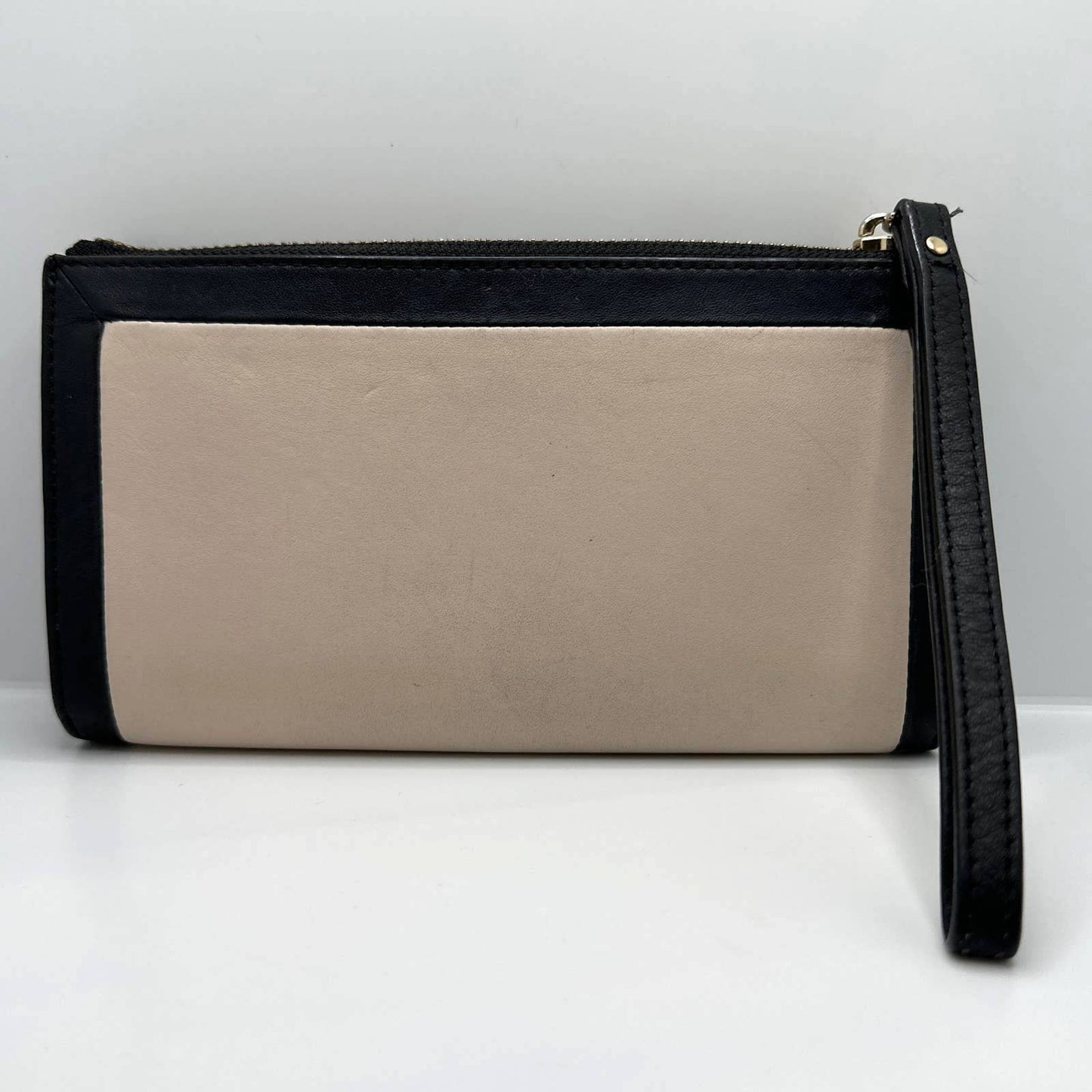 KATE SPADE New York Black and Cream / Taupe Wallet Wristlet